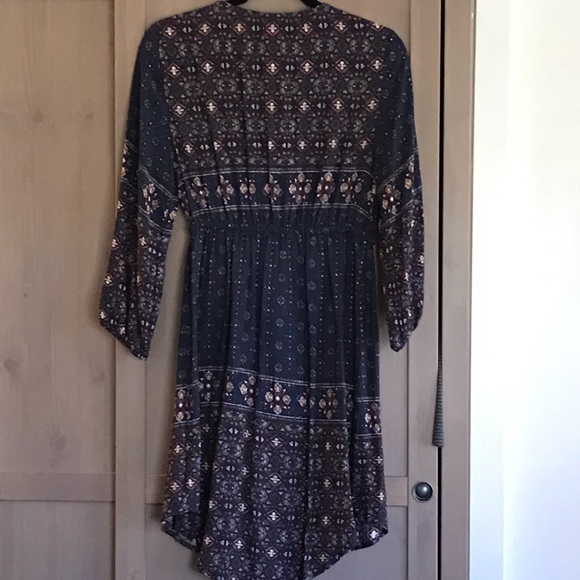 Knox Rose dress with tie waist - Picture 2 of 5